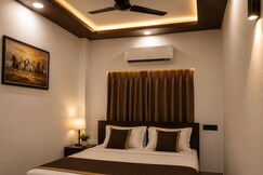 Monishka Palace Cozy Bed Breakfast Ayodhya, Ayodhya