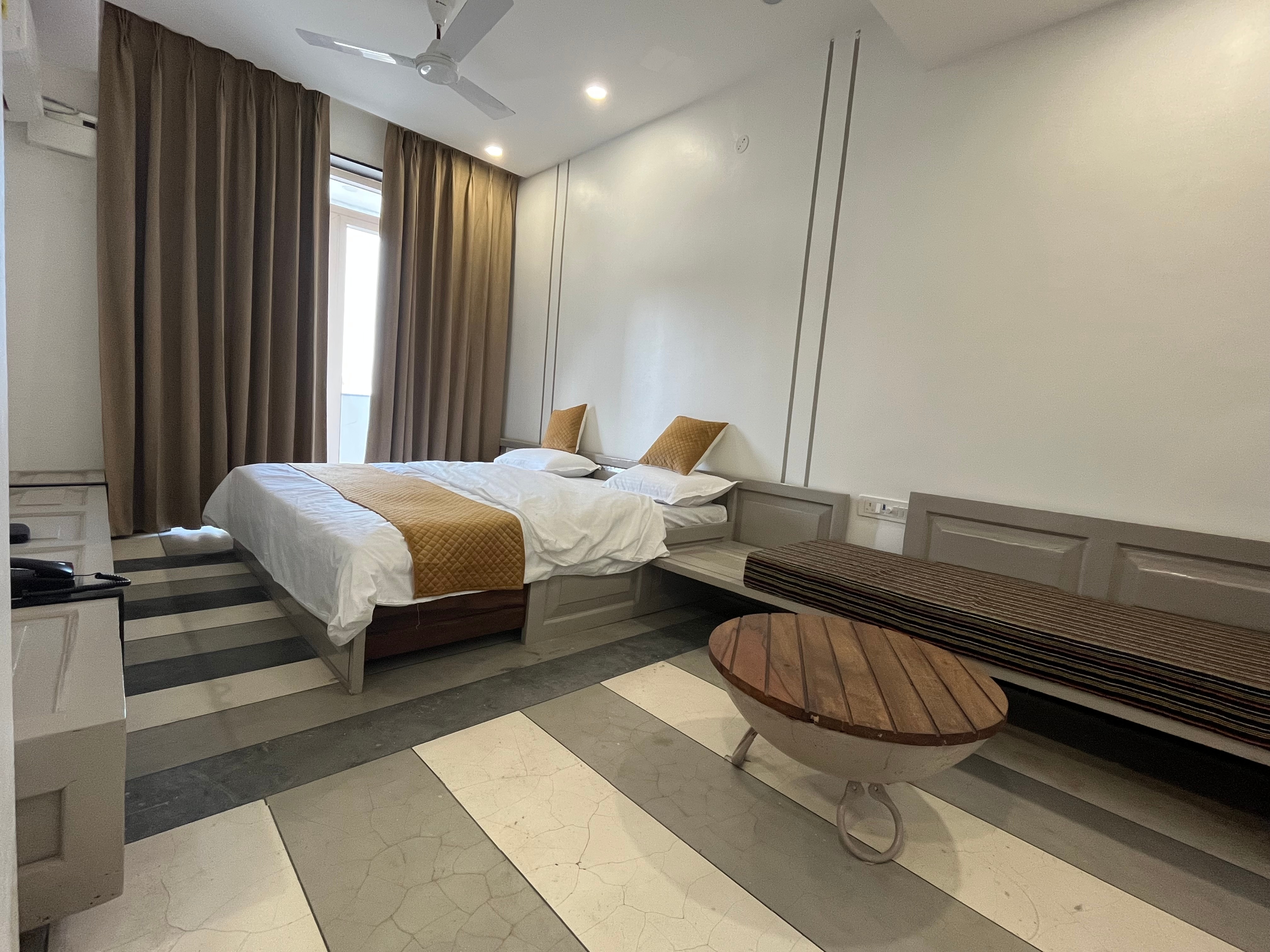 nKAaSA Hotel n Personal Suites - Tap to explore photos