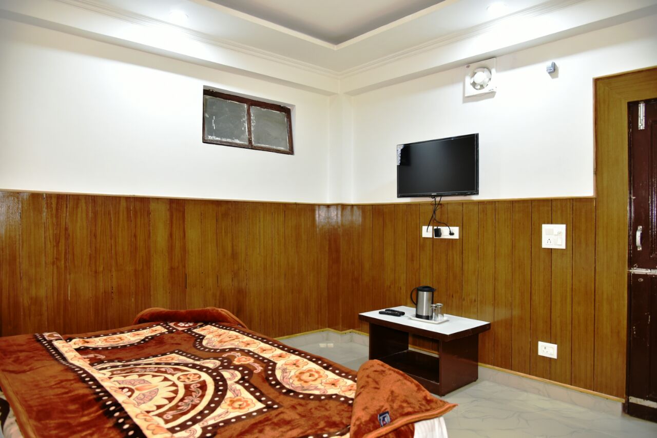 Hotel Akash - Luxury Hotel In McLeodganj - Tap to explore photos