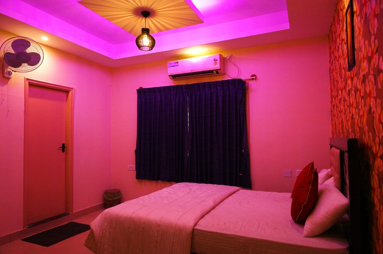 Adams Service Apartment Bangalore - Tap to explore photos