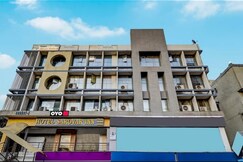 Hotel Sarovar Inn CG Road, Ahmedabad