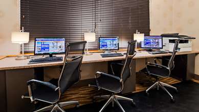 Best Western Plus Richmond Airport Hotel - Tap to explore photos