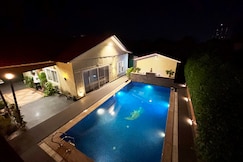 GoBravo 37-2Bhk Farm w/t Pool &Garden Sec150 Noida, Noida