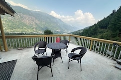 The Sno cottage manali, Manali