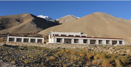 Ser Bum Tso Resort