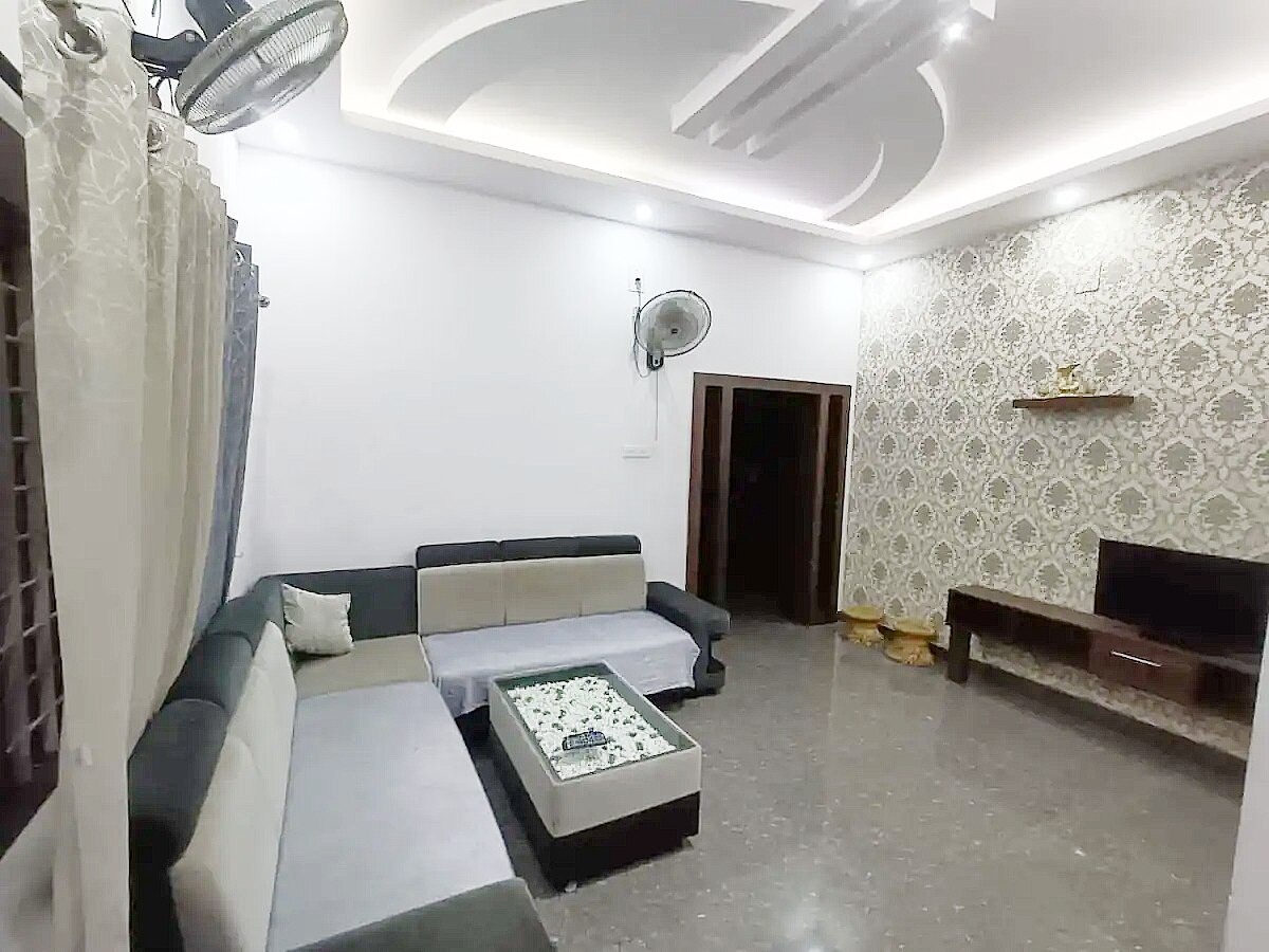 Ocean pearl luxury homestay - Tap to explore photos