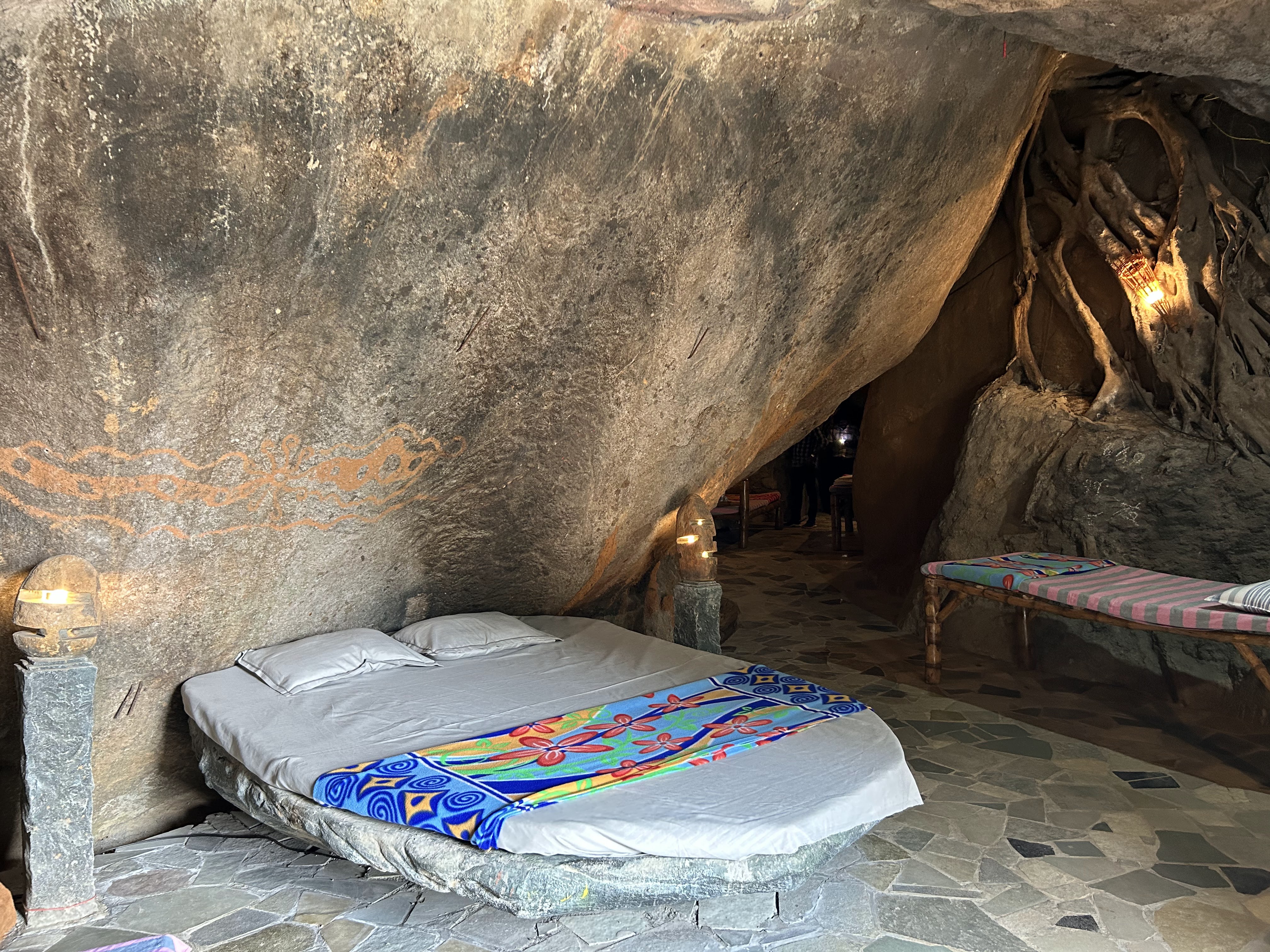 Indriya Cave Stay Munnar - Tap to explore photos