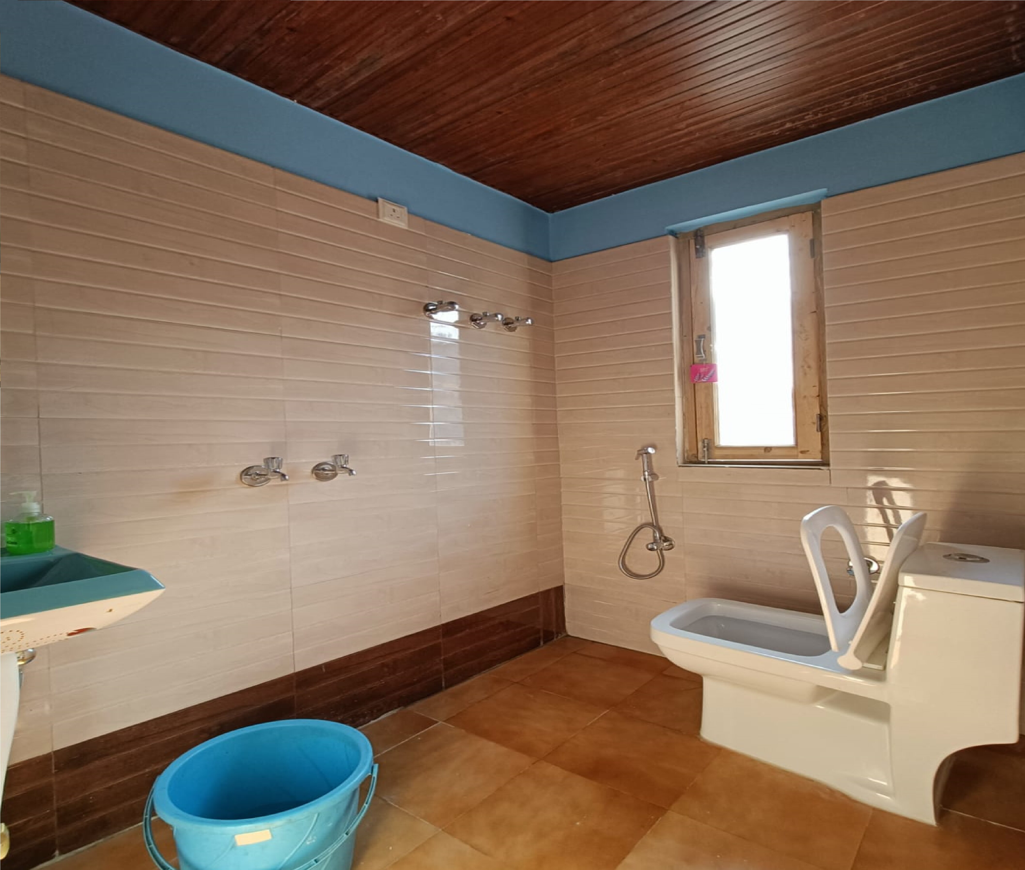 Raithal New Homestay - Tap to explore photos