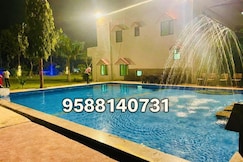 Apple green luxury farm house, Gurgaon