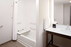 Homewood Suites by Hilton Ronkonkoma, Long Island