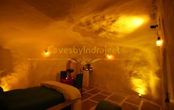 King Cave Without Jacuzzi