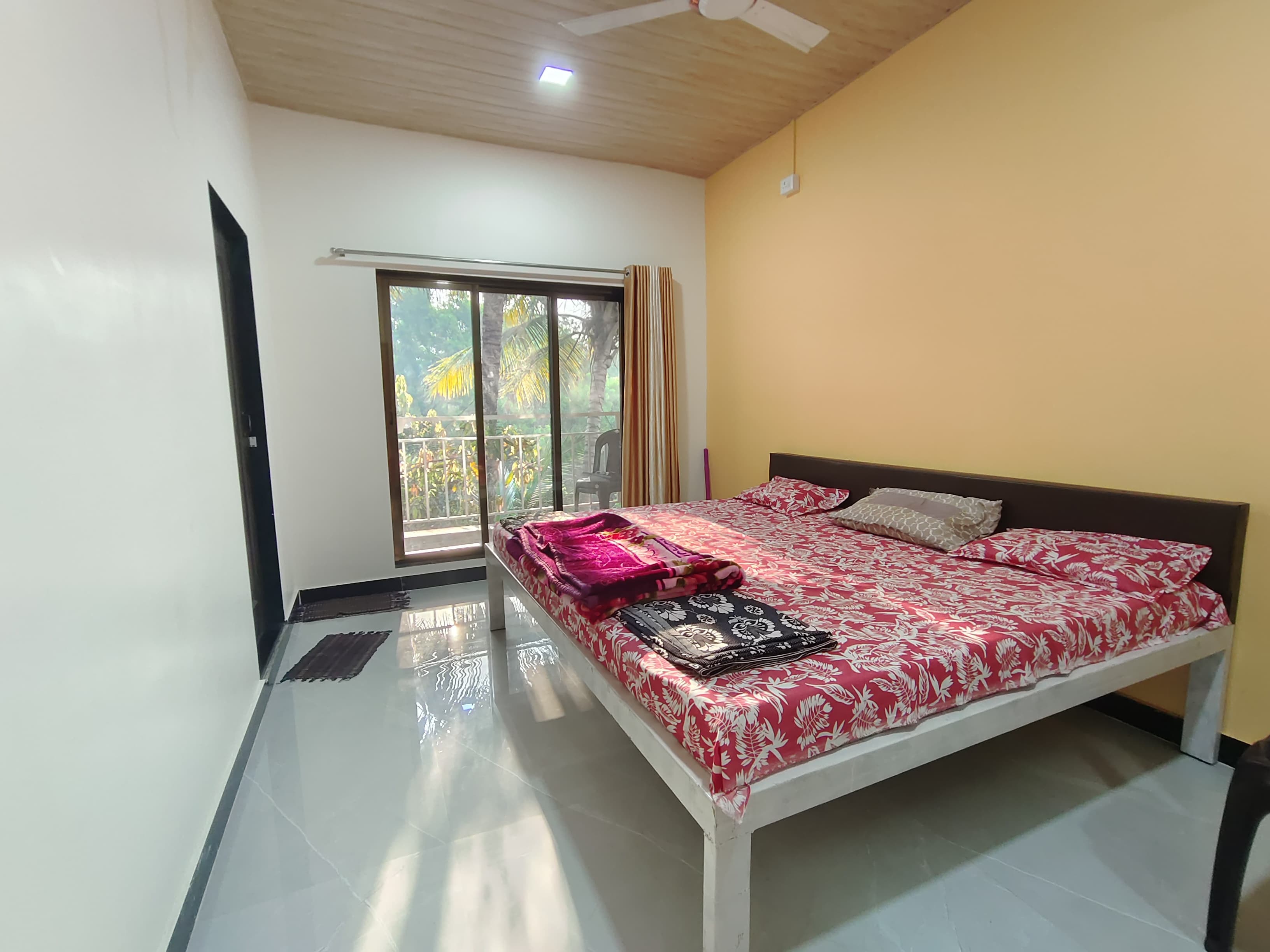 Deluxe Double Room with Balcony 4 1