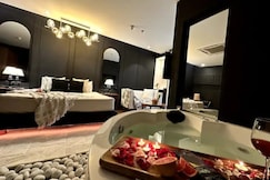 jacuzzi apartment in gurgaon, Gurgaon