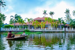 River Whisper Homestays, Cochin