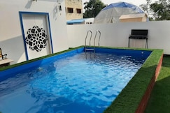 Bleu & Blanc Pool Facing Cottages, Auroville