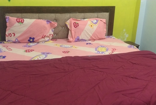 Radhe krishna Home stay