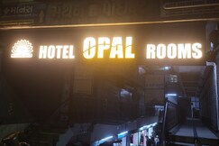 Hotel Opal Rooms, Surat