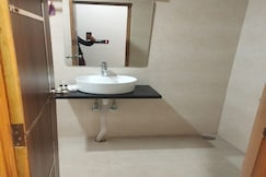 THE LEELA INN HOTEL AND BANQUET, Chhapra