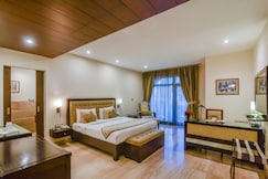 Royal Residence Premier - Cyber Hub, Gurgaon