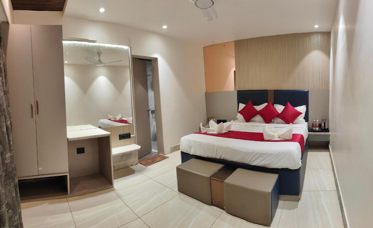 Family Suite Room ( Four Bed ) 1