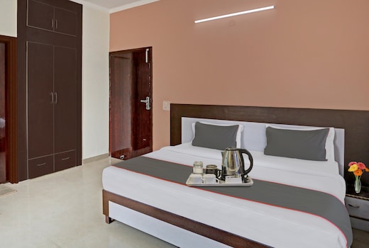 Hotel O B.S Residency