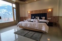 Silent Snow Hill, Manali