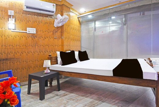 Hotel O Mamata Crown Inn