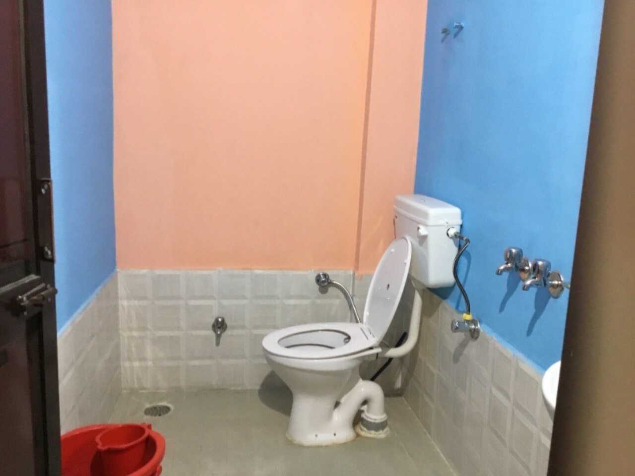 Dhauldhar View Homestay - Tap to explore photos