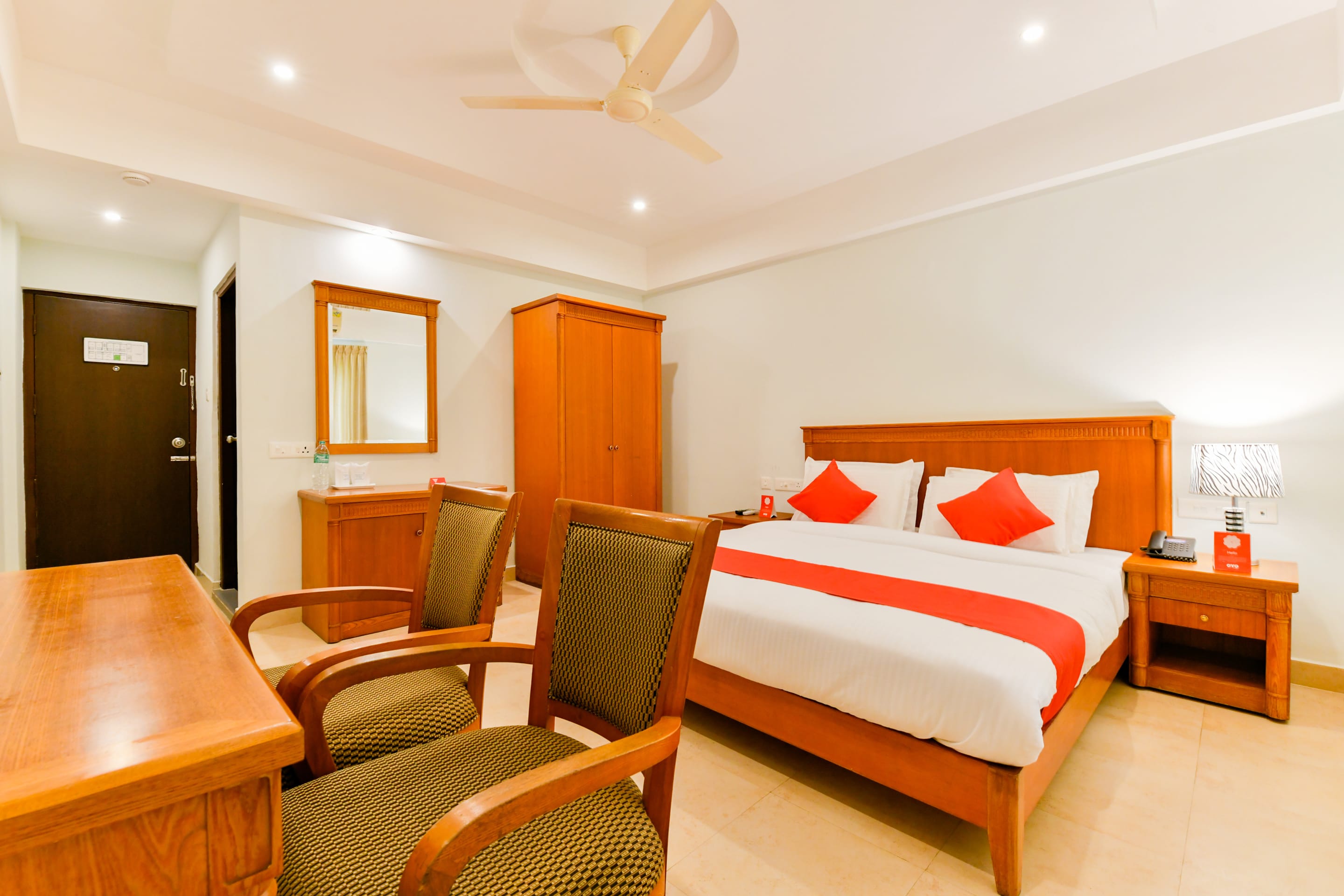 Townhouse Vembanad Tourist Home - Tap to explore photos