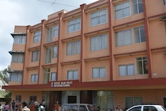 Hotel Blue Hills International, Ooty
