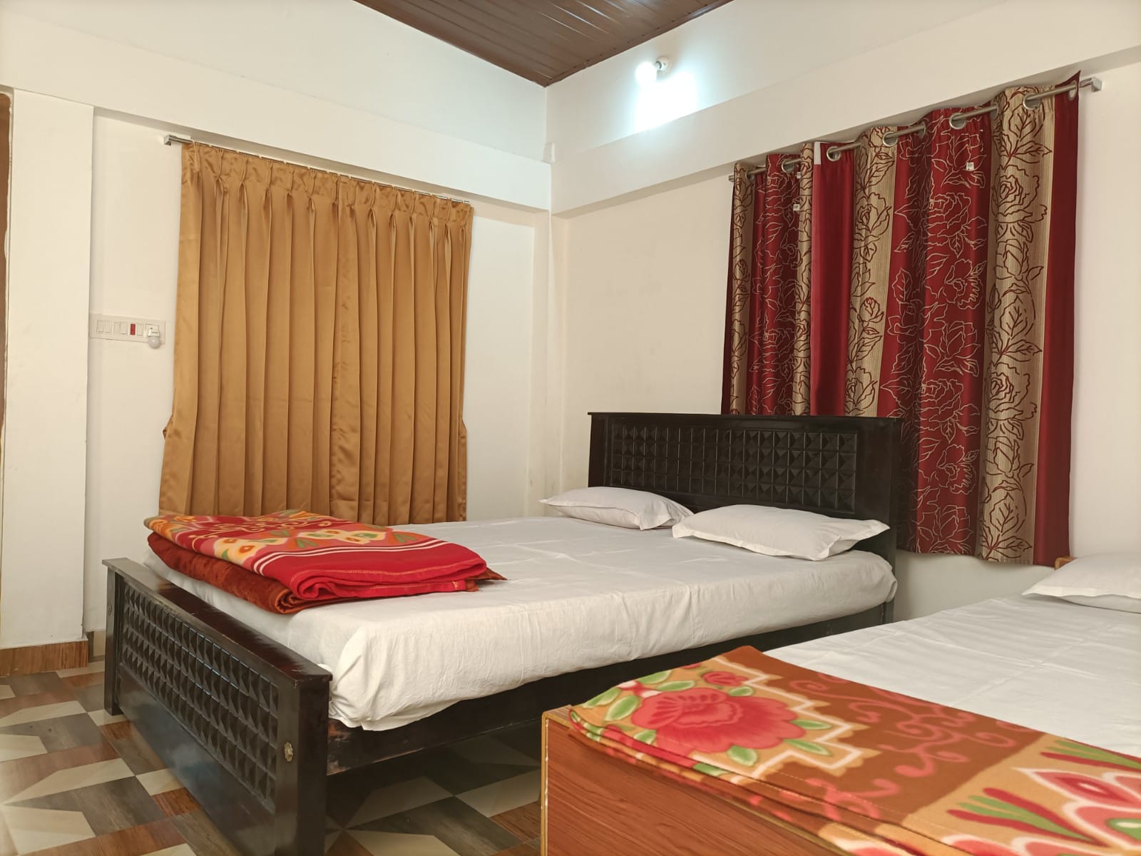 The Hide Away Homestay | Rooms & Restaurant - Tap to explore photos