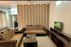 Bamboo Stays - 1BHK AC Suite with Kitchen at Hi St, Pune