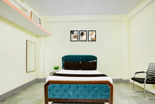 Hotel O Holiday Guest House