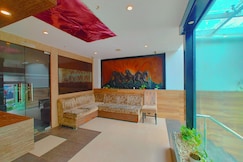 Hotel Royal Castle, Lucknow