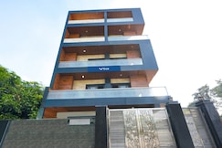 Via BM Grand View, Noida