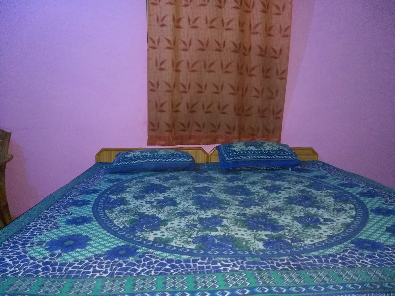 Hotel Keshav Guest House - Tap to explore photos