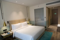 Radisson Blu Mumbai International Airport, Navi Mumbai