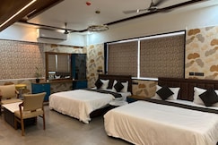 Hotel Sky Vilaa, Bhavnagar
