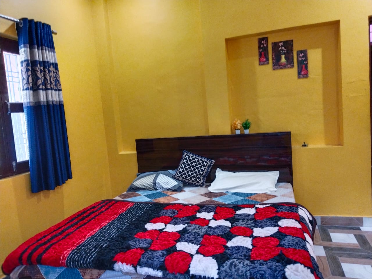 Sk familyhomestay - Tap to explore photos