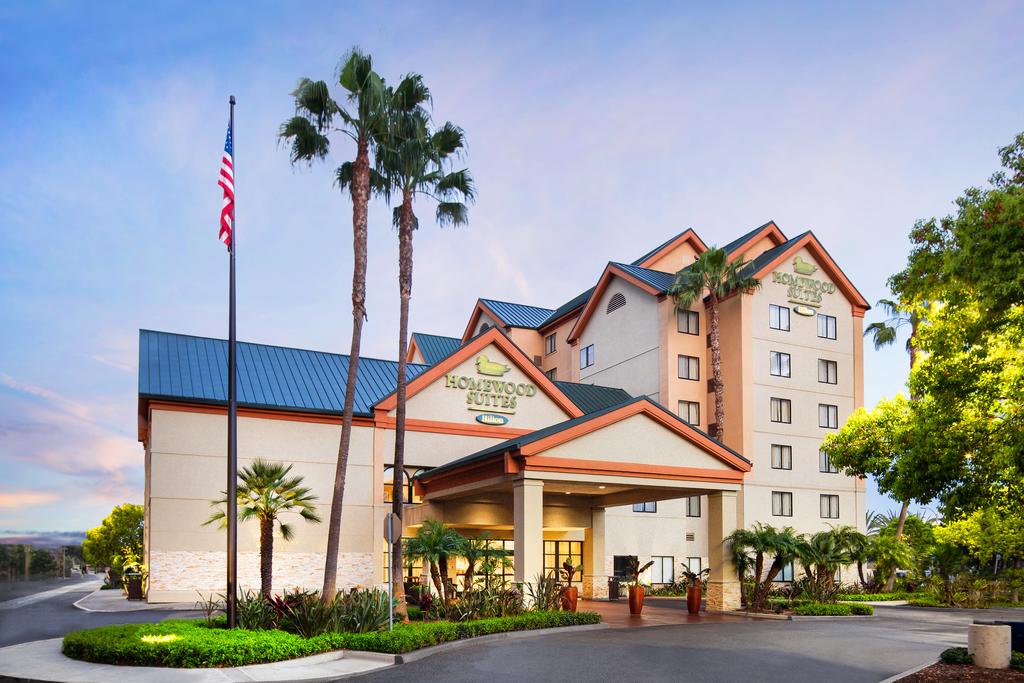 Homewood Suites by Hilton Anaheim-Main Gate Area - Tap to explore photos