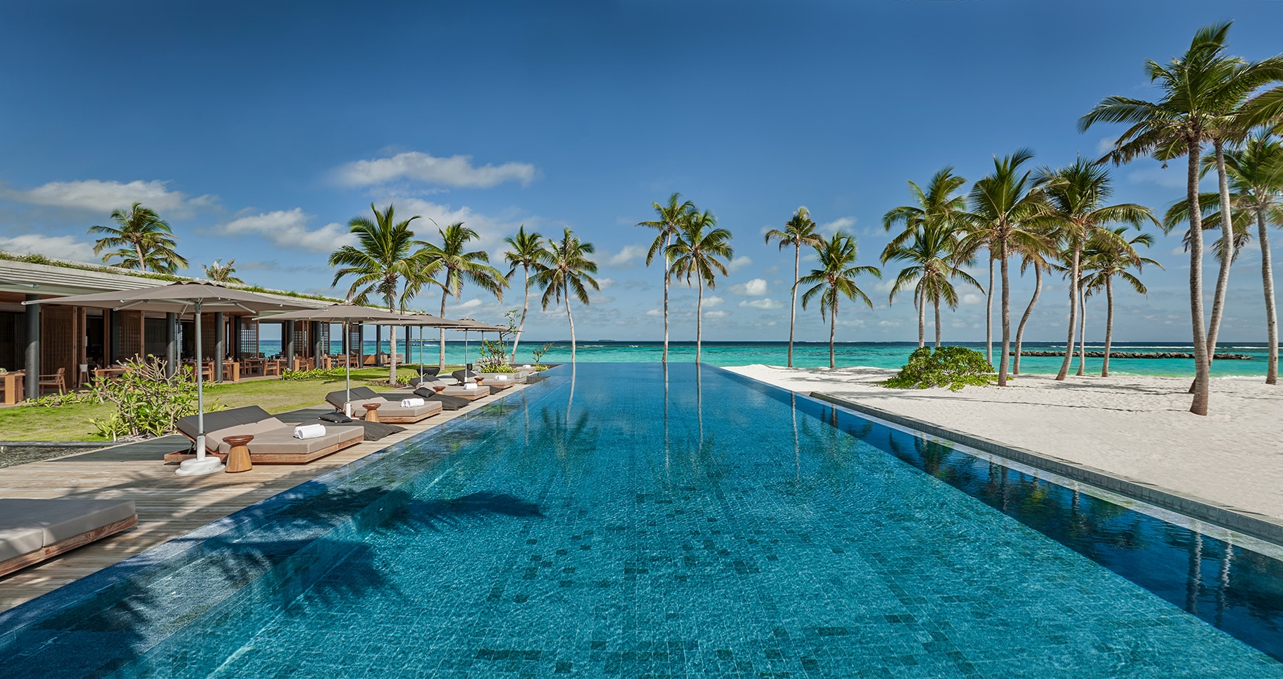 Alila Kothaifaru Maldives - Tap to explore photos