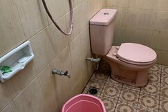 Hotel O Rasya Homestay Near SD Negeri 6 Mataram, بالي