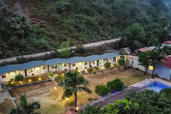 Serene Vistas Riverside Resort, Rishikesh