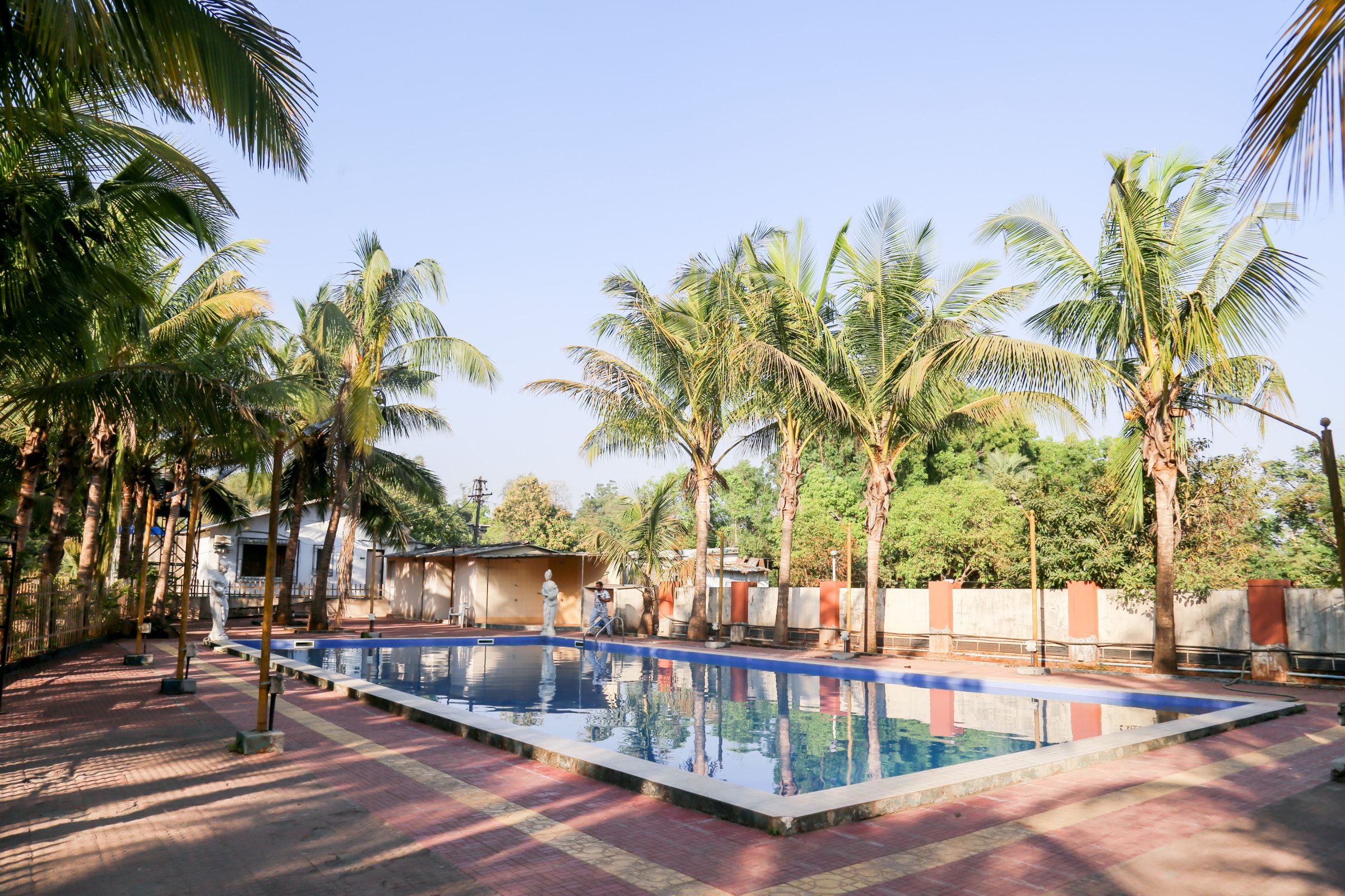 SONY PALACE-6 BHK Luxury Villa - Tap to explore photos