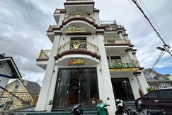 OYO 1211 Happy Hotel & Apartment, Dalat