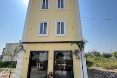 Acu Hotels Minakshi, Indore