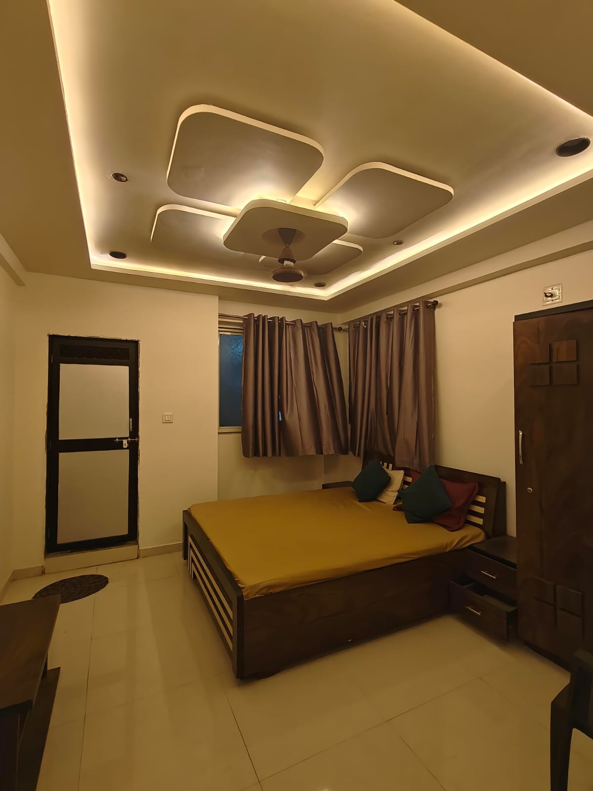 SANVI HOTEL - Tap to explore photos