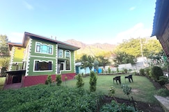 Ussam Home Stay, Srinagar
