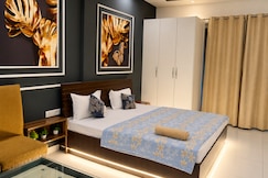 Manvi Stays Capetown, Noida