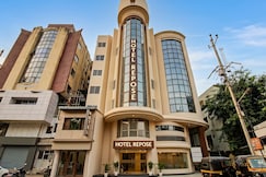 Hotel Repose, Vadodara